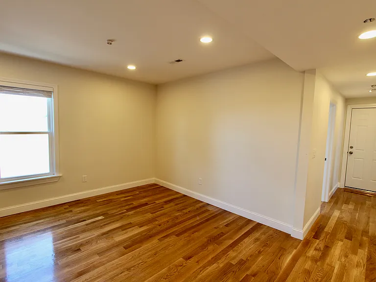 12 Greenwood Pl #4 — Photo 14