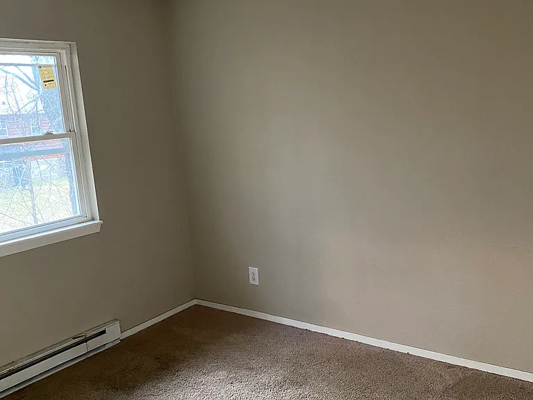 170 Valley Ct #5 — Photo 6