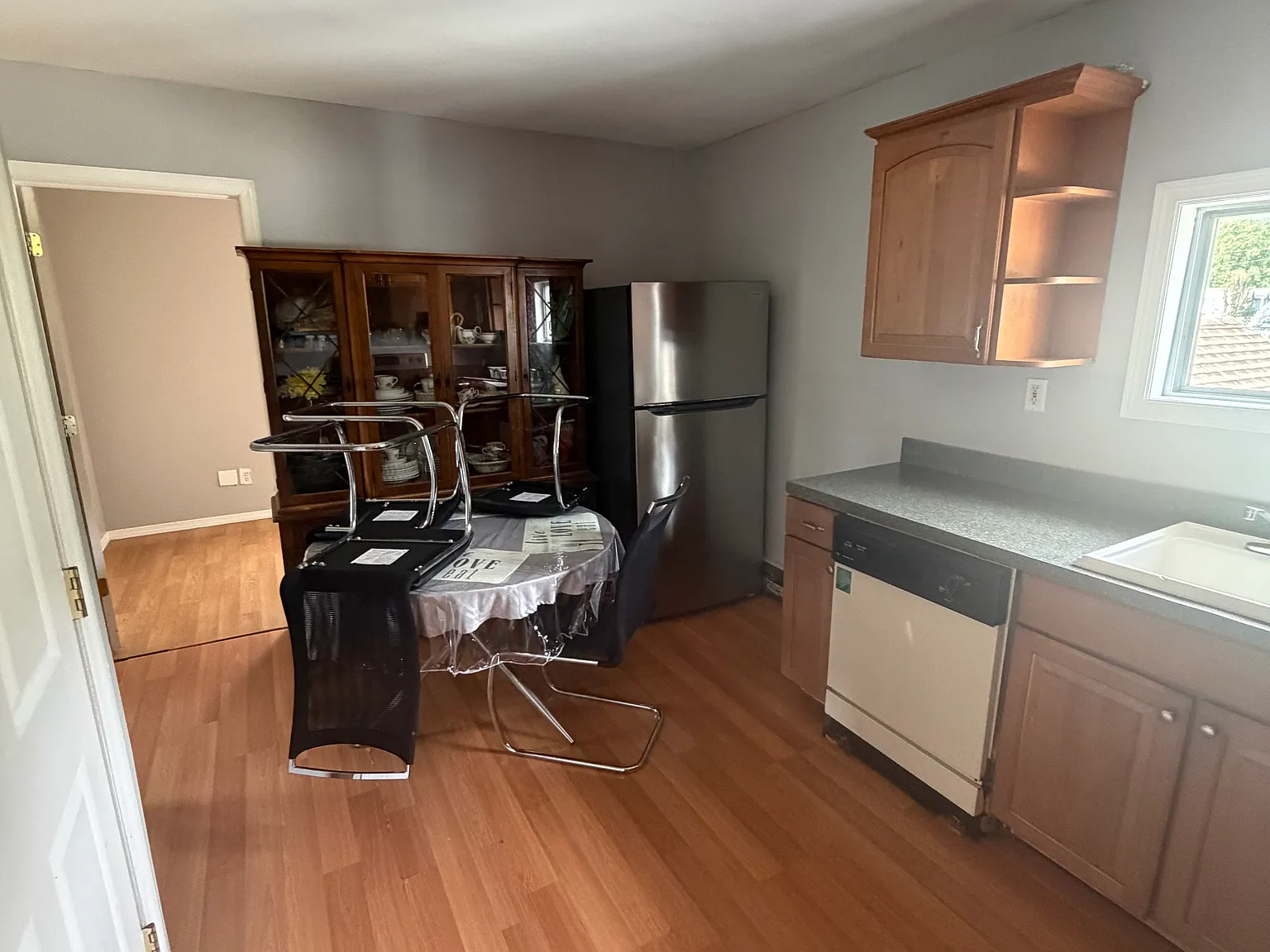 Plainfield St, Westbury — Photo 4