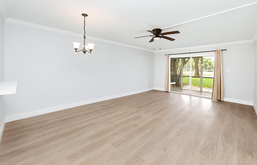 2214 S Cypress Bend Drive #106, photo 5