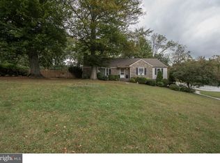 519 Spruce Ln, Villanova, PA 19085