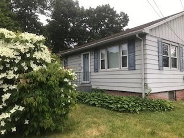 921 McKinstry Ave, Chicopee, MA 01020