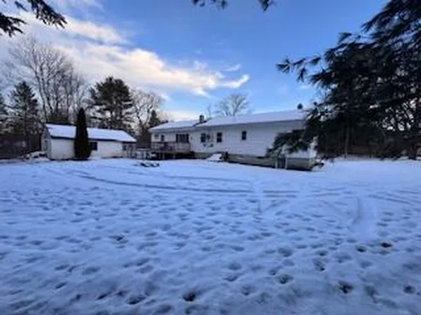 42 Barnes Road, Windham, ME 04062