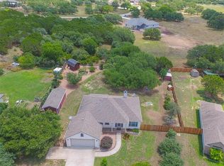 102 Boulderwood Dr, Liberty Hill, TX 78642