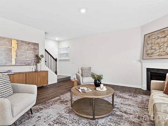 7th image of this home