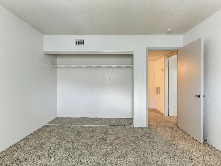 The Redford — Photo 18