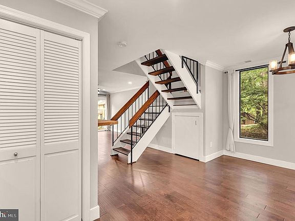5th image of 12138 Captiva Ct