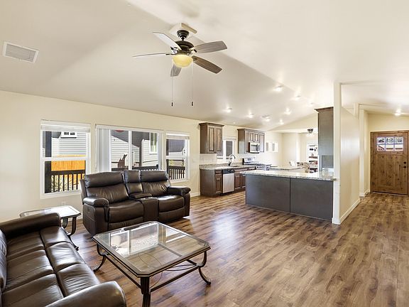 5th image of 412 S Forest Ridge Ct