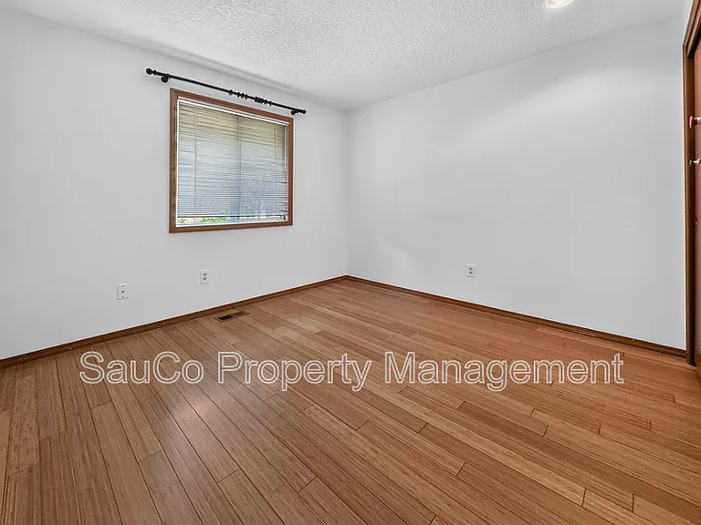 1587 NE 57th Ave — Photo 17