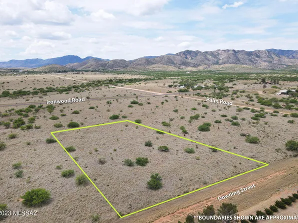 W Downing St, Pearce, AZ 85625