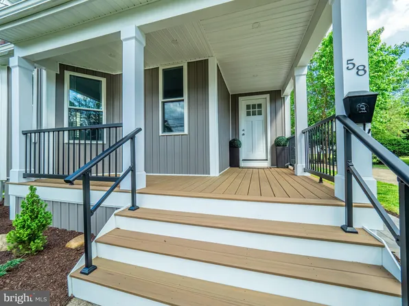 58 Park Ave, Hamilton, NJ 08690