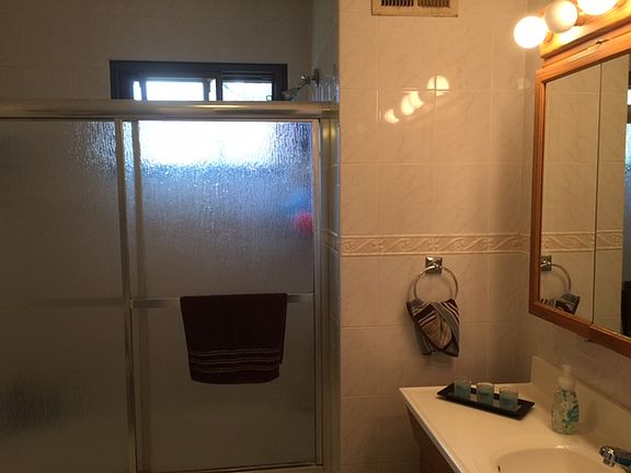 5th image of 115 Pierpont Pl