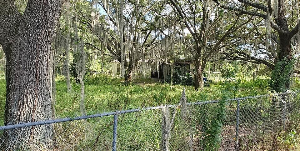 2nd image of 5005 Ruth Morris Rd