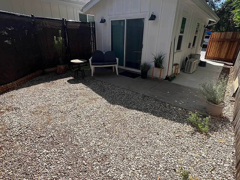 Carrizo St — Photo 13