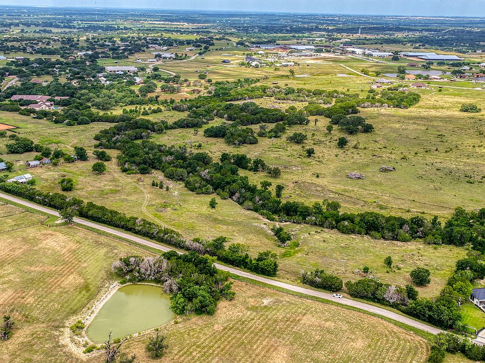 1st image of Lands Way Rd