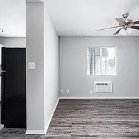 The Bowie Apartments — Photo 3
