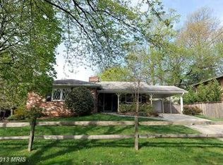 6619 Lone Oak Dr, Bethesda, MD 20817