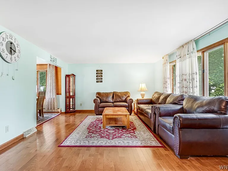 71 Chaumont Dr — Photo 13