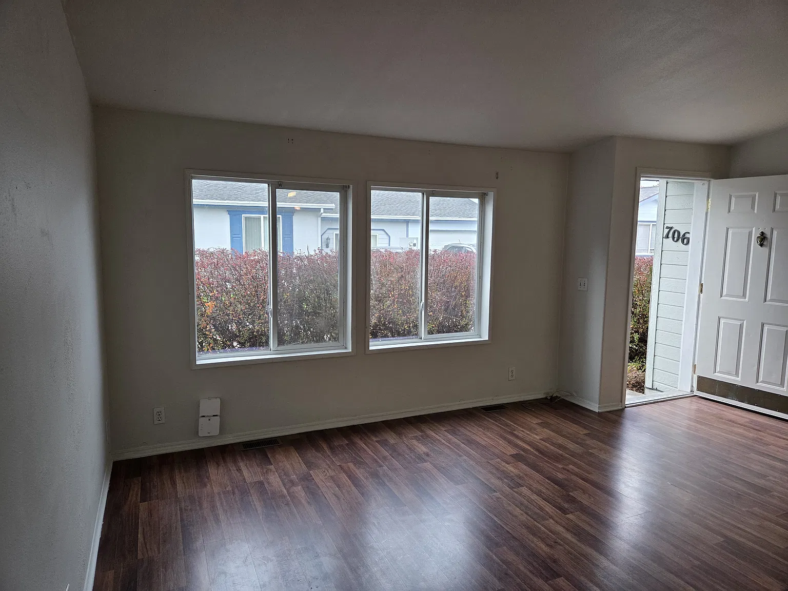 S Garfield St, Newberg — Photo 2