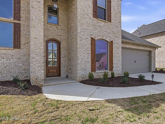 5th image of 181 Bronson Bnd