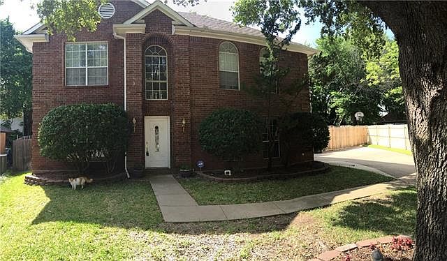 1st image of 4220 Fox Hollow Dr