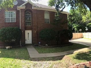 4220 Fox Hollow Dr, Arlington, TX 76016