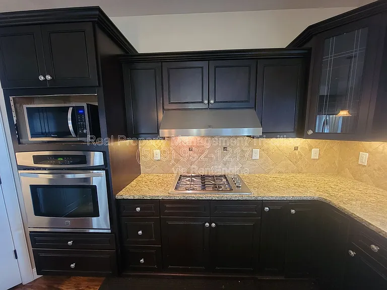2348 W 49th Ave — Photo 10