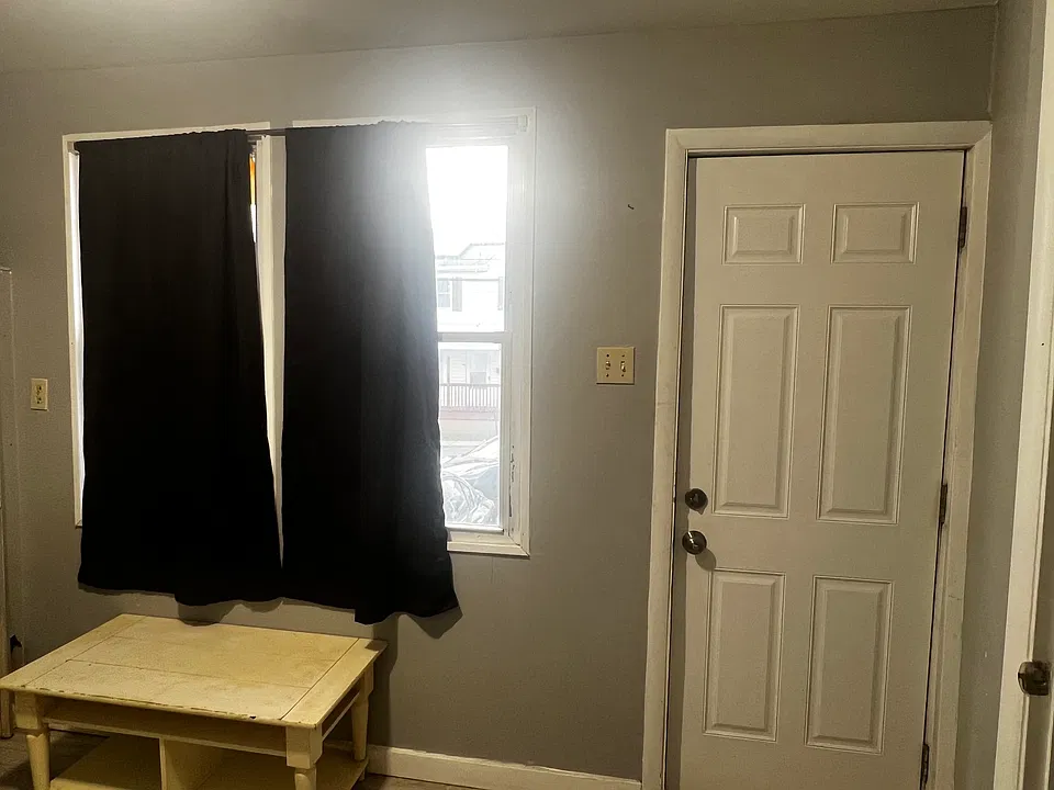 301 Oswald Pl