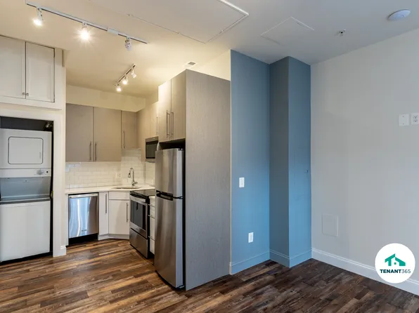 8 E Fayette St, Baltimore, MD