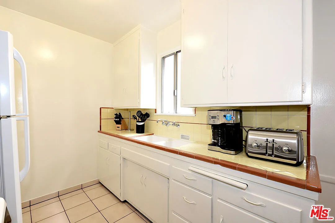 3559 Sawtelle Blvd — Photo 3