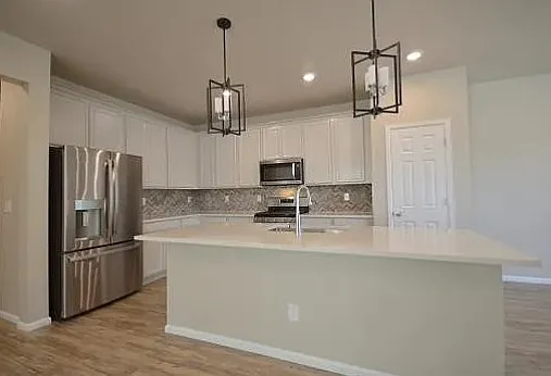 8204 S Trails Edge Ct — Photo 5