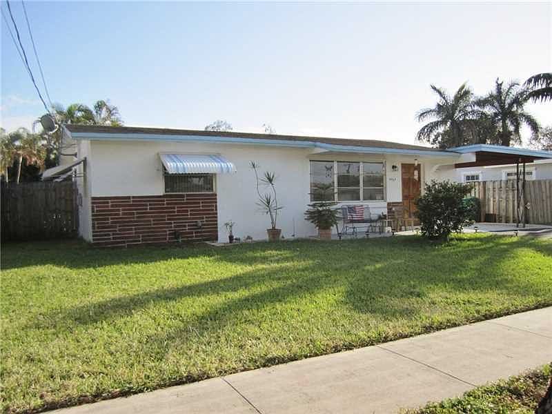 1st image of 9464 SW 51st Pl