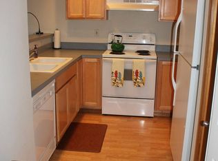 413 Maxs Pl, Hood River, OR 97031