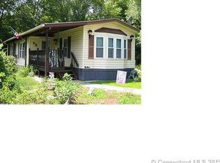 53 Wauregan Rd, Brooklyn, CT 06234