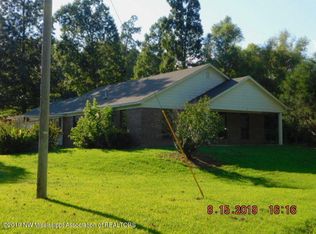 30 Tunstall Valley Cv, Byhalia, MS 38611