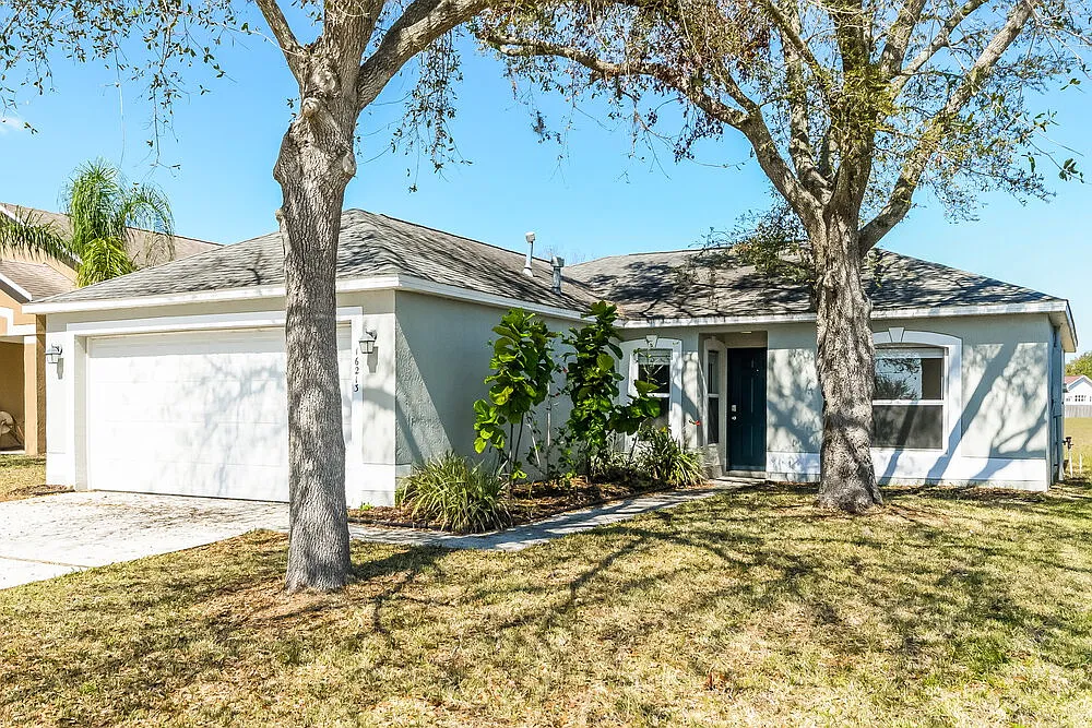 3 bed, 2.0 bath, 1264 sqft, $3,050 — Photo 3