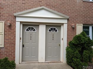 5 York Dr APT 7B, Edison, NJ 08817