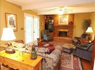 1109 Hunting Ridge Rd, Raleigh, NC 27615