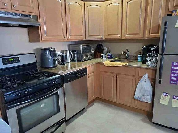 3rd image of 6585 Terrace Ct Floor 1