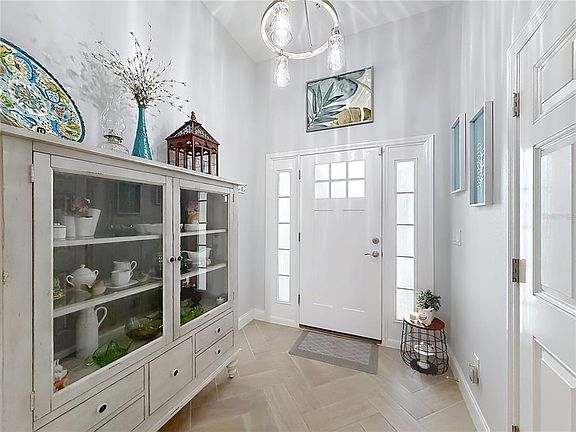 5th image of 9910 SW 55th Avenue Rd