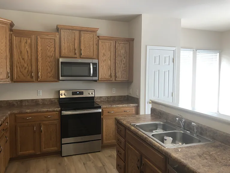 716 Arbor Springs Dr — Photo 15
