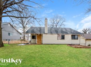 5255 Springtrail Dr, Florissant, MO 63033