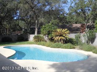 5467 Pearwood Dr, Jacksonville, FL 32277