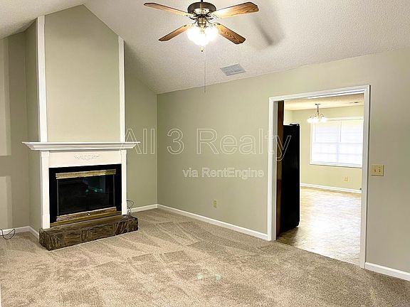 4th image of 120 Pye Ct