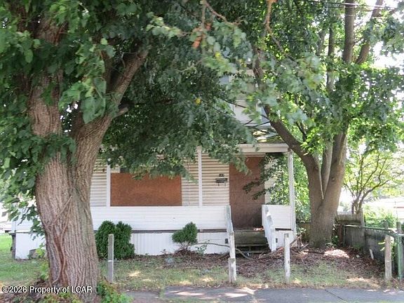 2nd image of 147 Gardner Ave