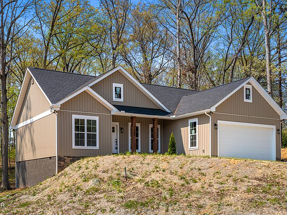 3rd image of 2326 Geraldine Way