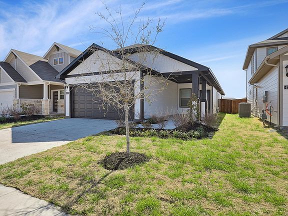 2nd image of 4127 Lavon Dr