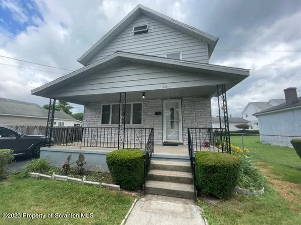 925 Cottage St, Peckville, PA 18452