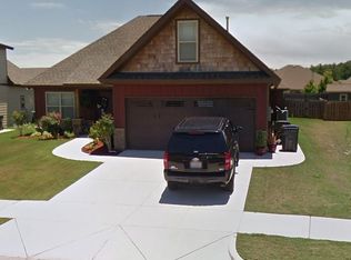 21 Calcite Ln, Pike Road, AL 36064