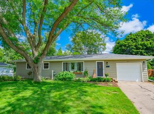 151 Sterling Dr, Oregon, WI 53575